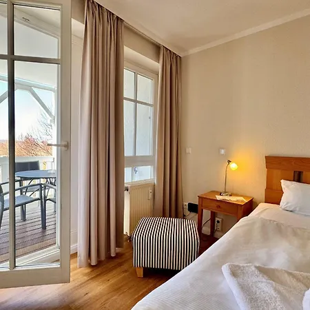 Lejlighed Attraktive Fuer 4 Mit Balkon Strandnah In *