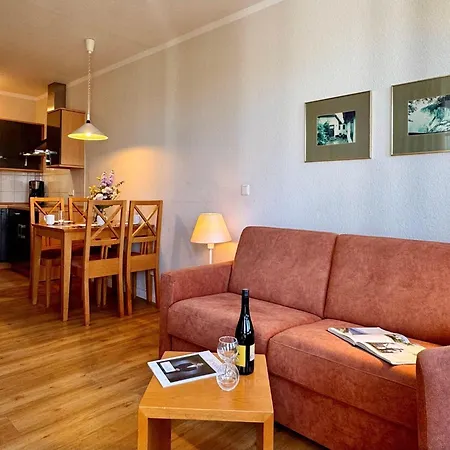Attraktive Fuer 4 Mit Balkon Strandnah In Lejlighed Sellin (Rugen)