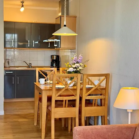 Attraktive Fuer 4 Mit Balkon Strandnah In Lejlighed