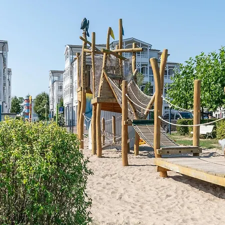 Attraktive Fuer 4 Mit Balkon Strandnah In Lejlighed Sellin (Rugen)