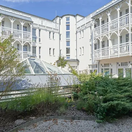 Lejlighed Attraktive Fuer 4 Mit Balkon Strandnah In *